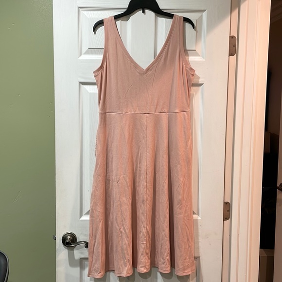 a new day Dresses & Skirts - NWOT Cute Dress